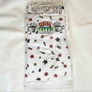 Friends Oven Mitt and Towel Set